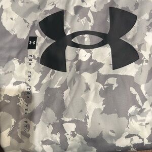 Under Armour Black and Gray Camo Tee